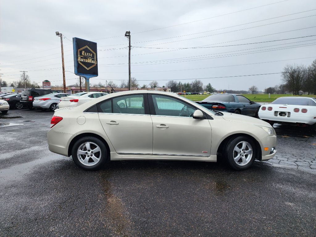 2013 Chevrolet Cruze Image 4
