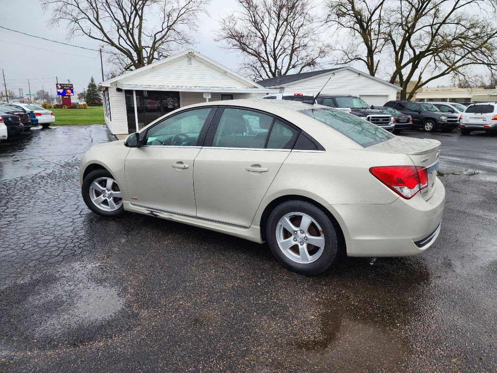 2013 Chevrolet Cruze Image 6