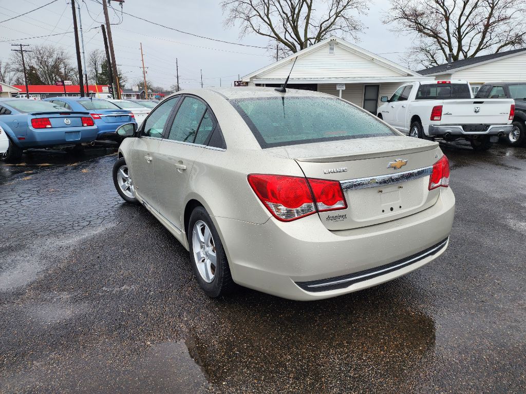 2013 Chevrolet Cruze Image 7