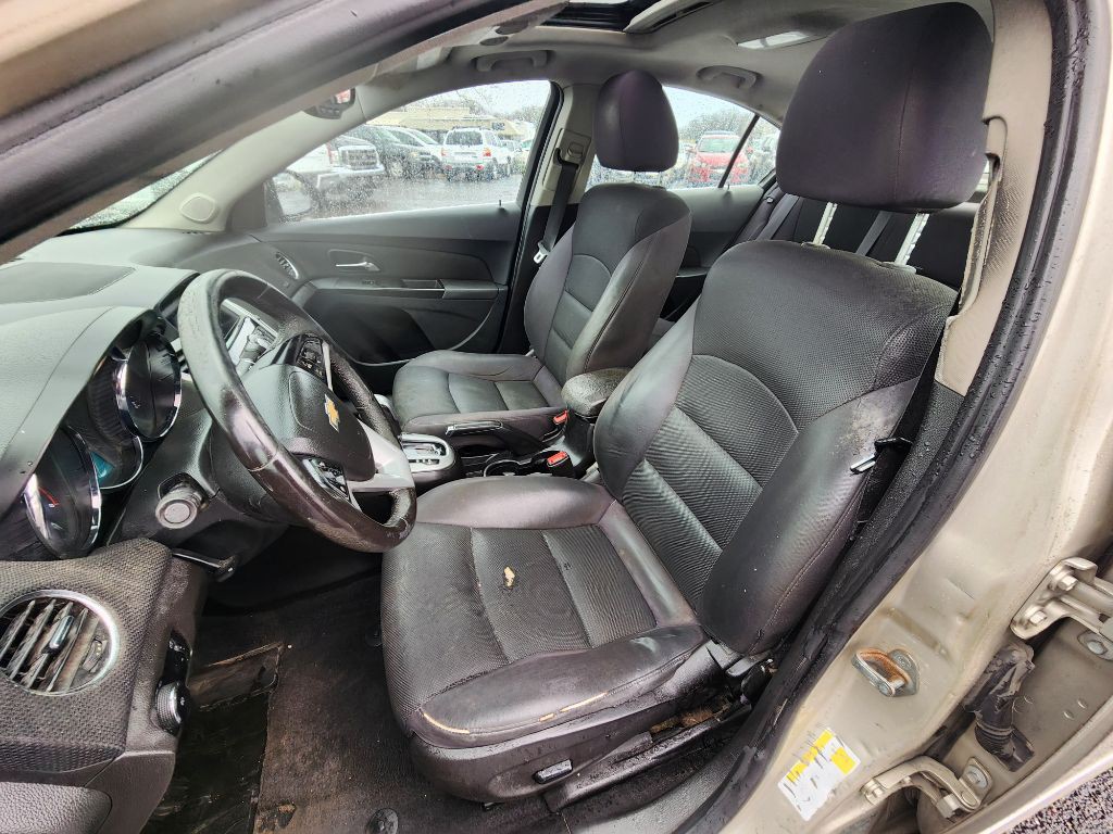 2013 Chevrolet Cruze Image 14