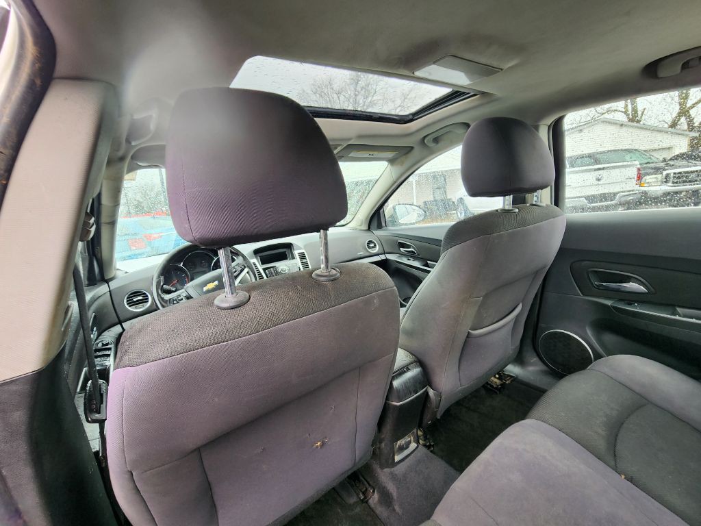2013 Chevrolet Cruze Image 17