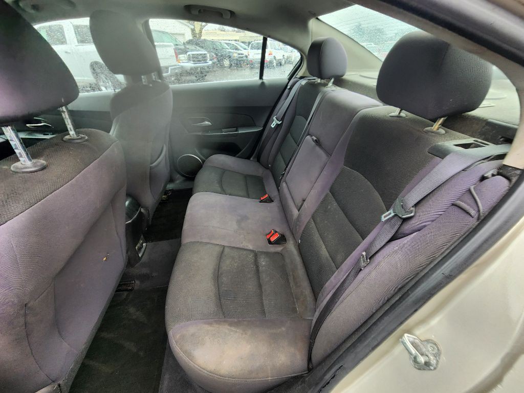 2013 Chevrolet Cruze Image 18