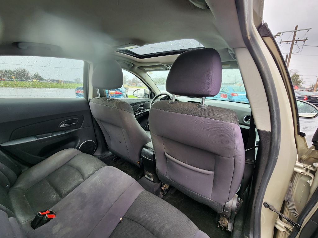 2013 Chevrolet Cruze Image 20