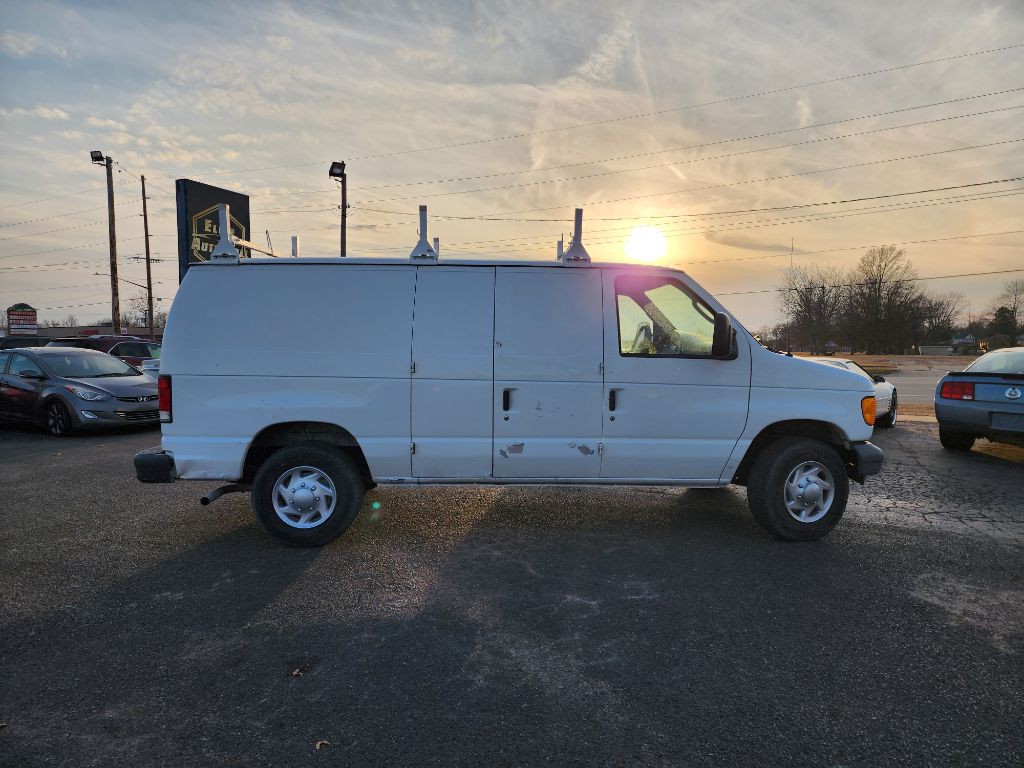 2007 Ford E-series Image 3