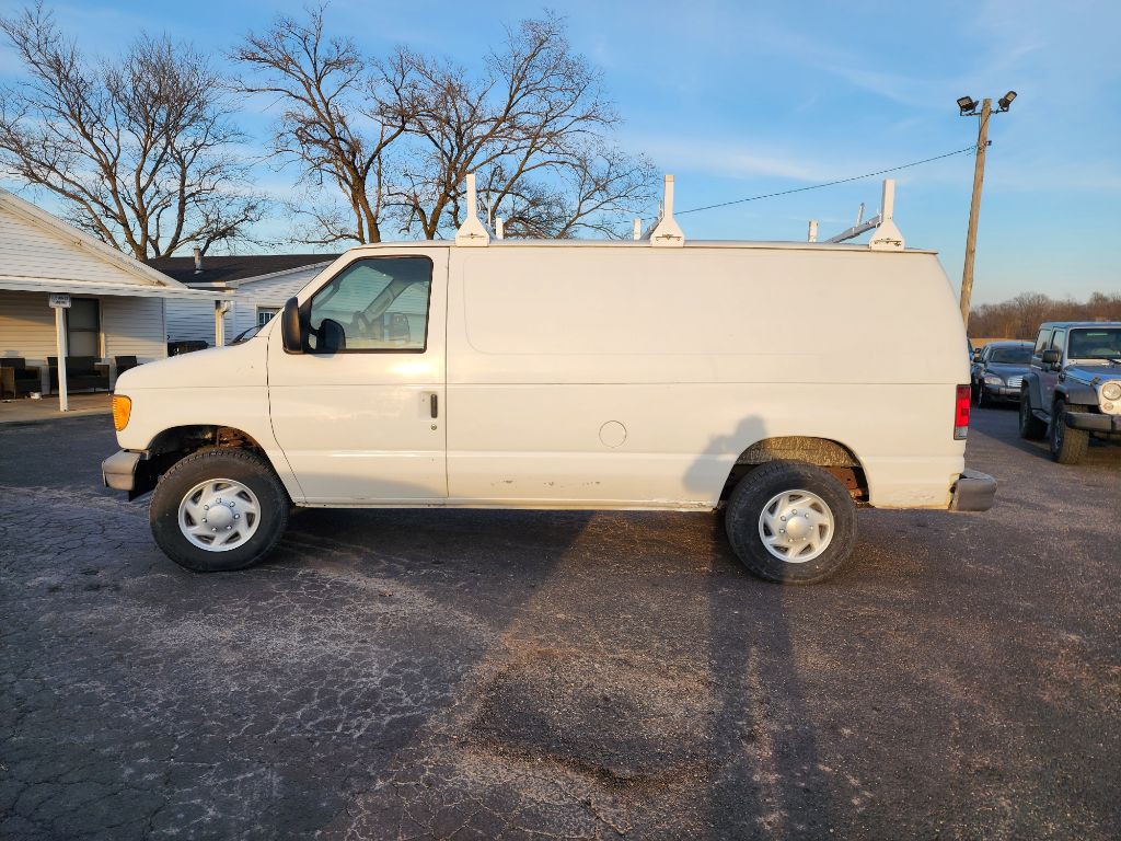 2007 Ford E-series Image 8