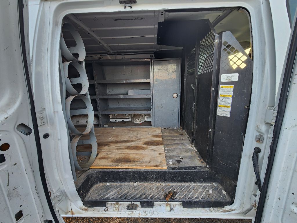 2007 Ford E-series Image 20