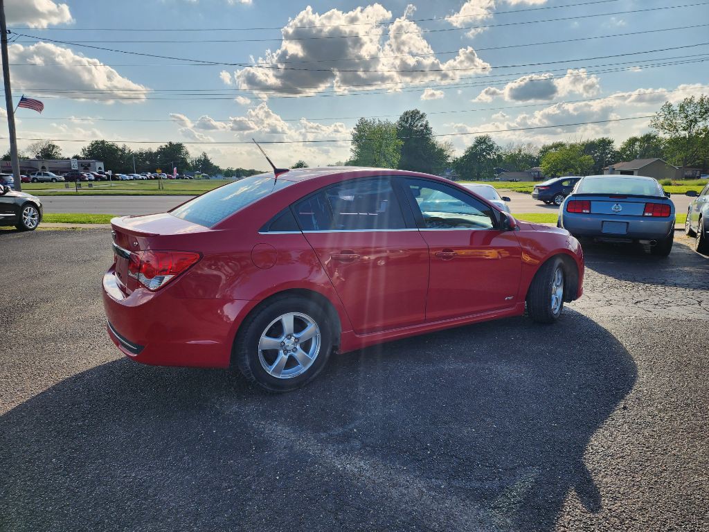 2012 Chevrolet Cruze Image 2