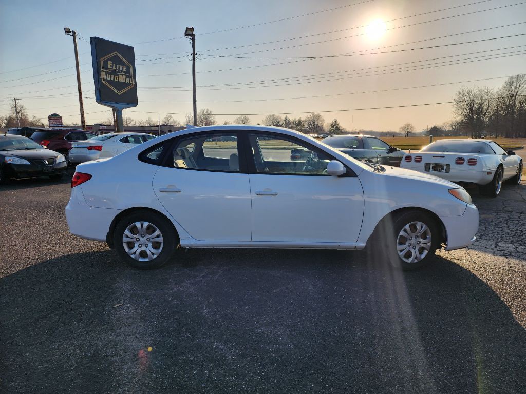 2010 Hyundai Elantra Image 4