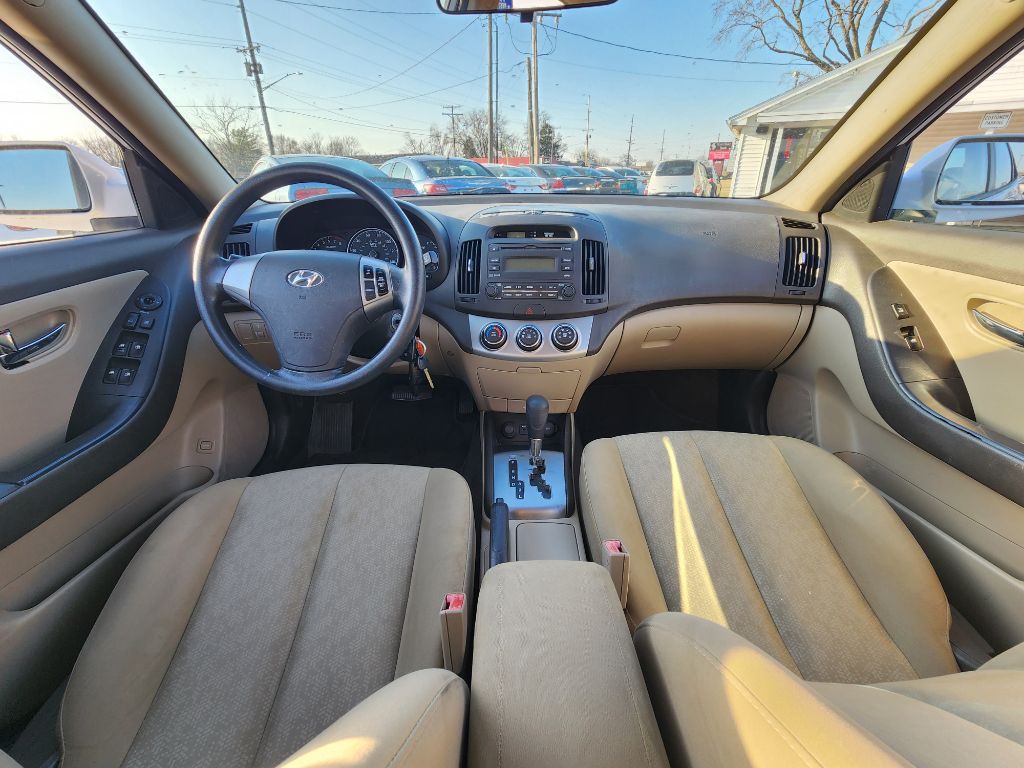2010 Hyundai Elantra Image 13