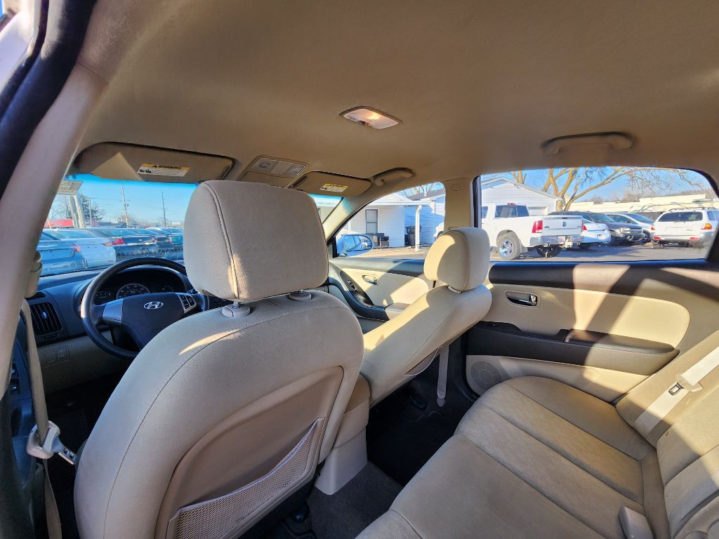 2010 Hyundai Elantra Image 16