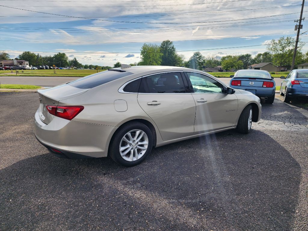 2016 Chevrolet Malibu Image 4