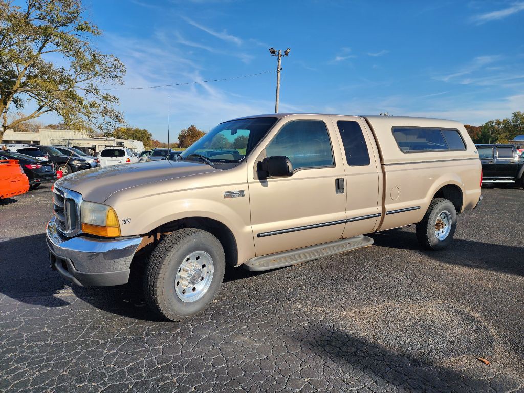 1999 Ford F-250 Image 8