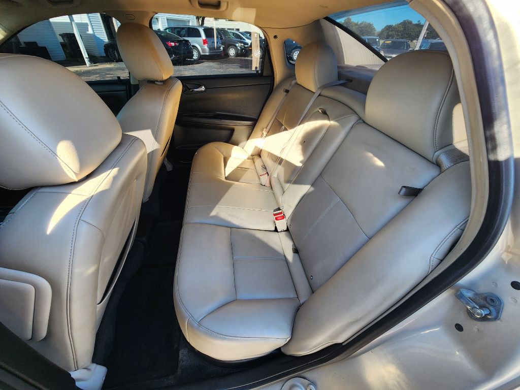 2012 Chevrolet Impala Image 18