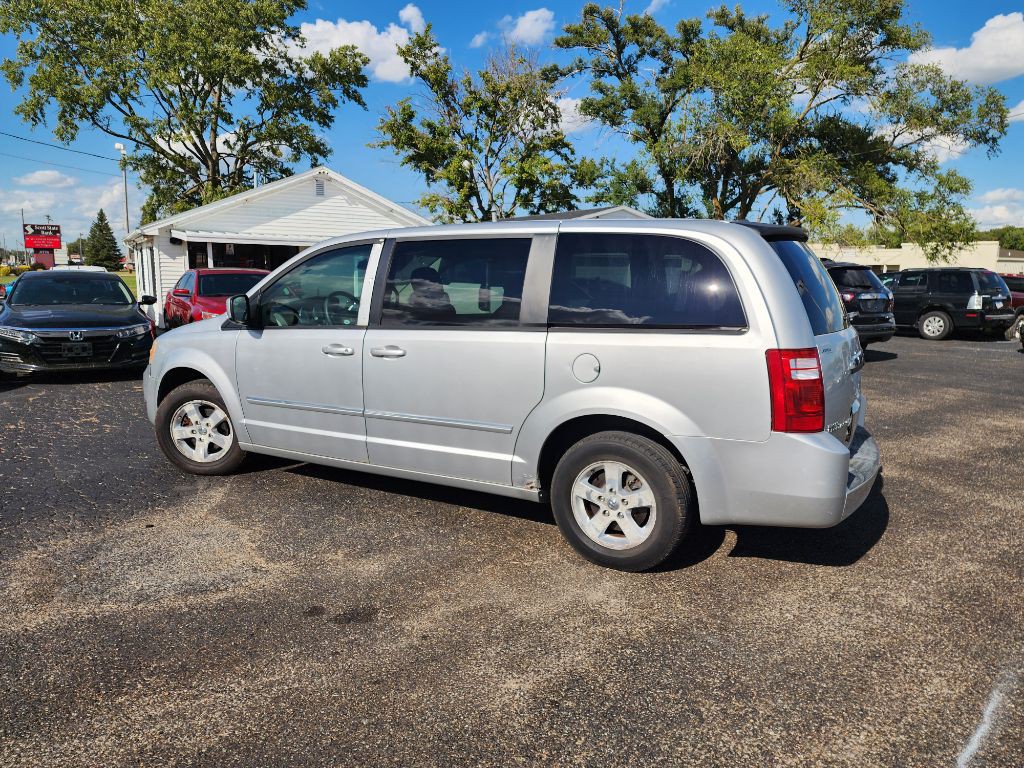 2008 Dodge Grand Caravan Image 9