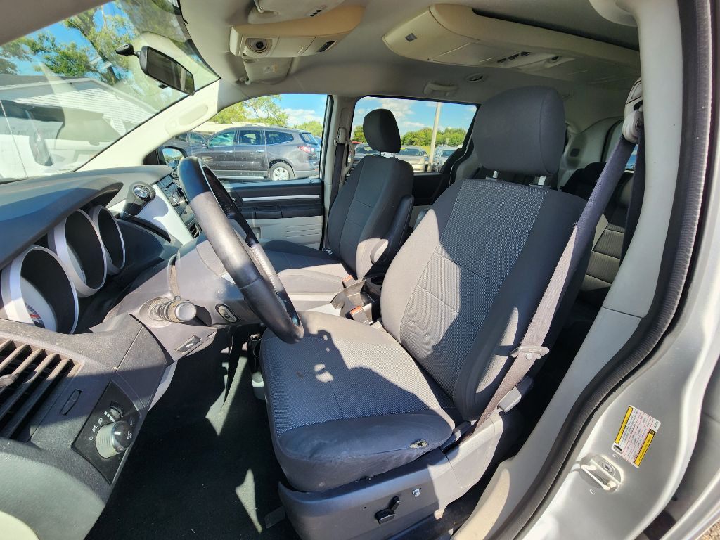 2008 Dodge Grand Caravan Image 13