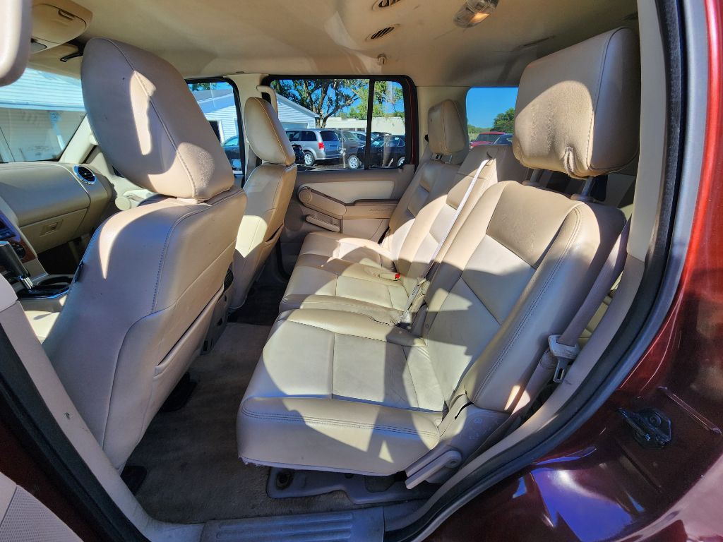 2010 Ford Explorer Image 16