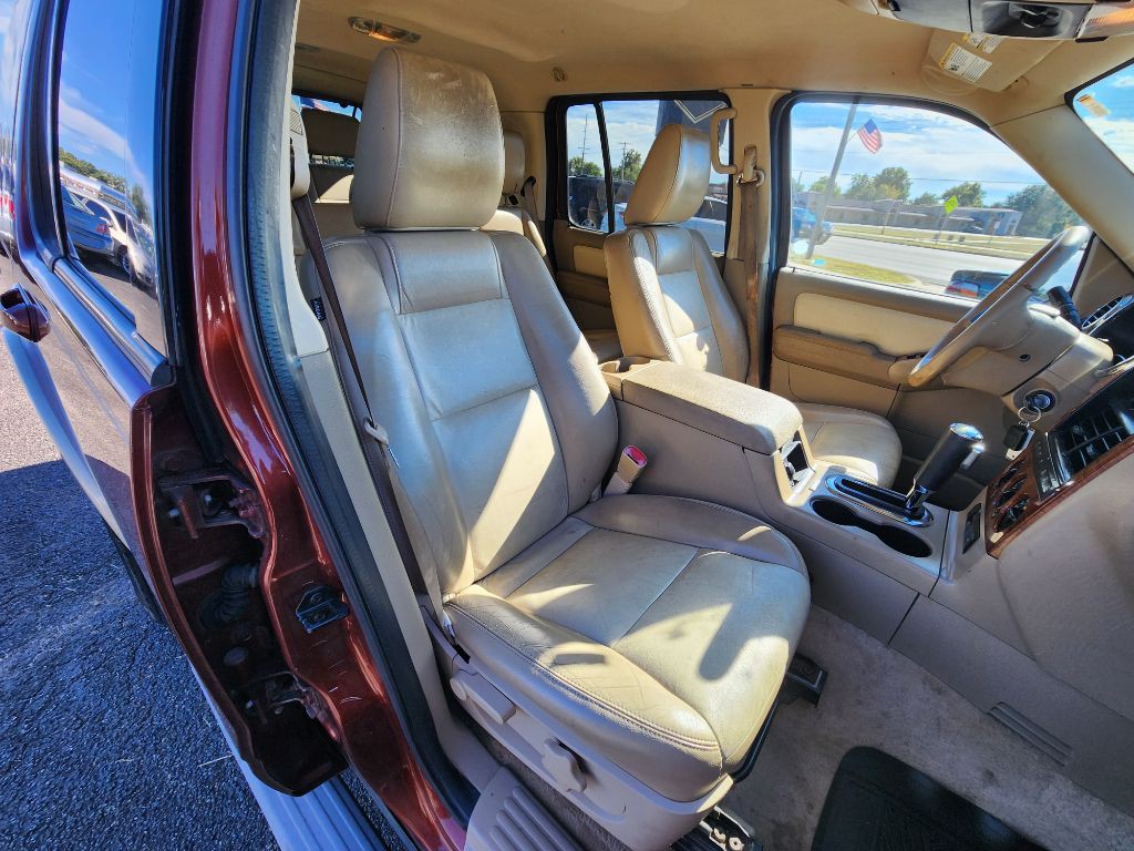 2010 Ford Explorer Image 17