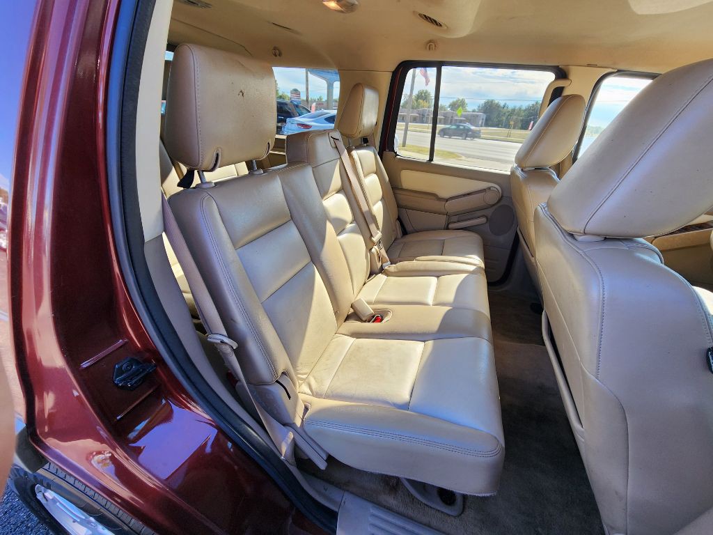 2010 Ford Explorer Image 18