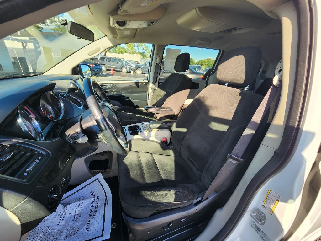 2015 Dodge Grand Caravan Image 14