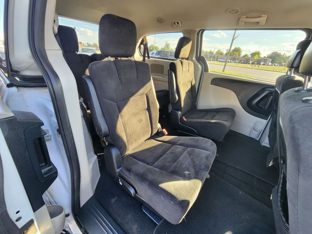 2015 Dodge Grand Caravan Image 19