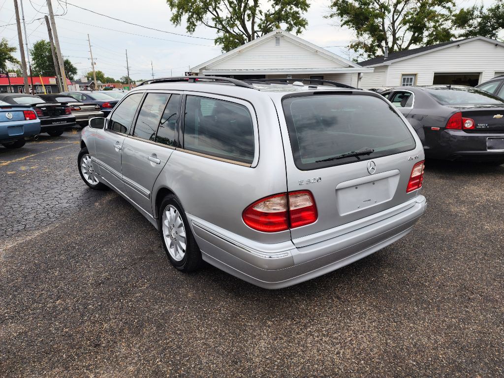 2000 Mercedes-Benz E-Class Image 7