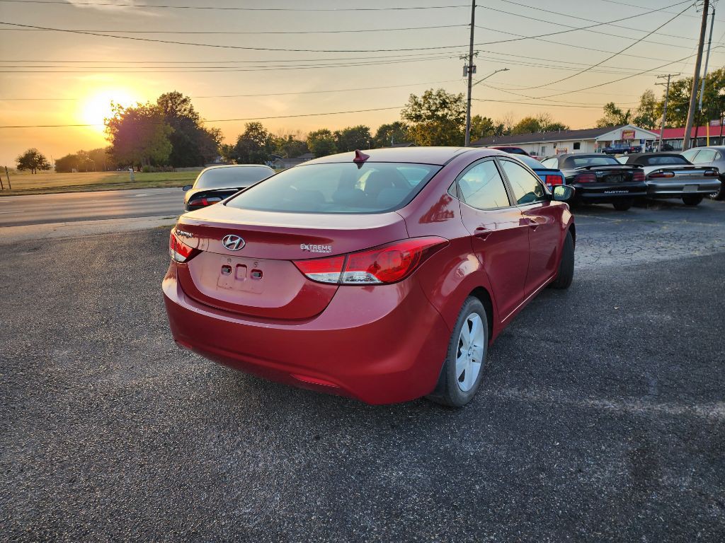2013 Hyundai Elantra Image 5