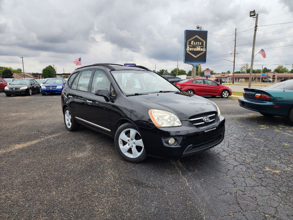 2008 Kia Rondo Image 1