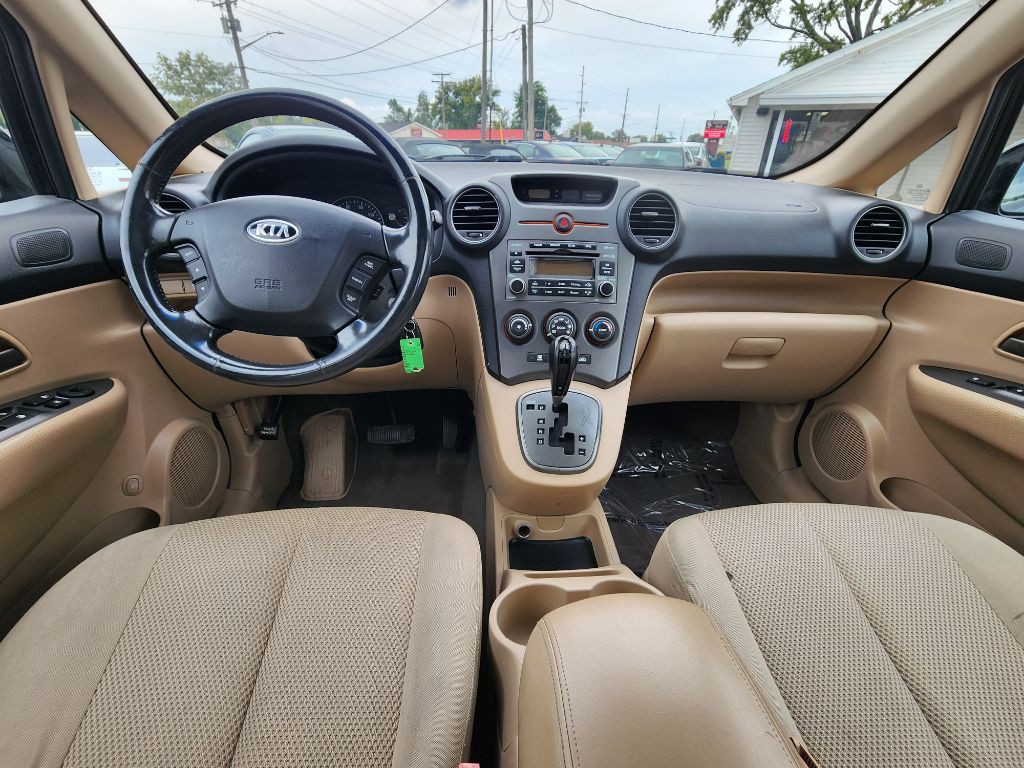 2008 Kia Rondo Image 13