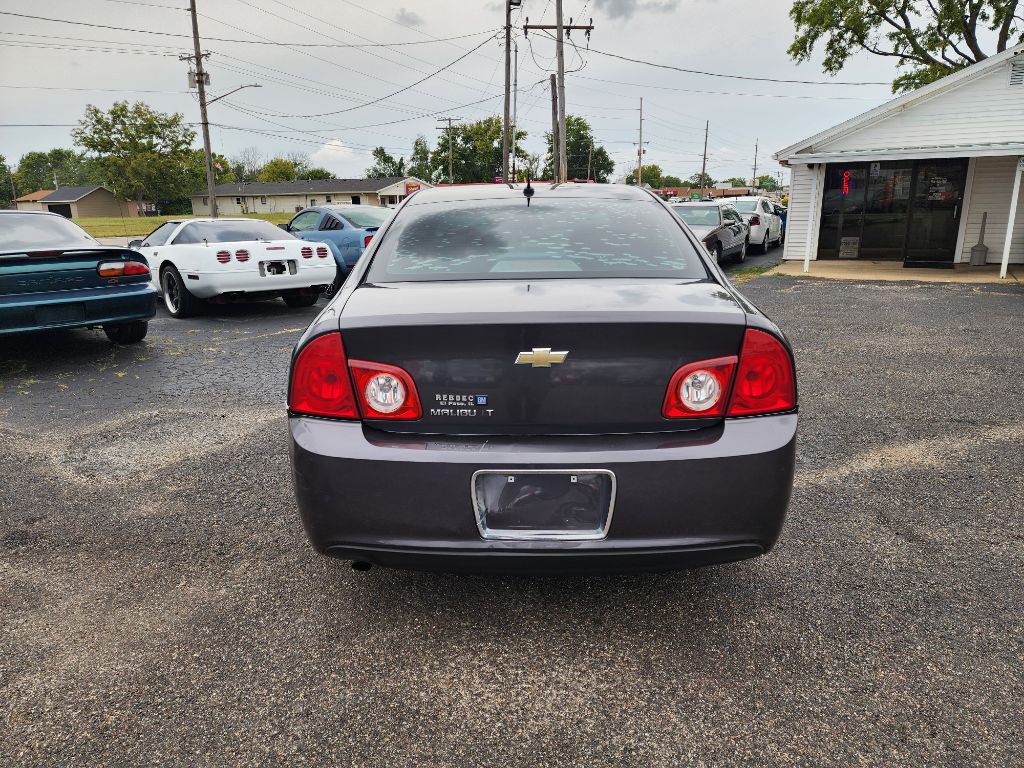 2011 Chevrolet Malibu Image 6