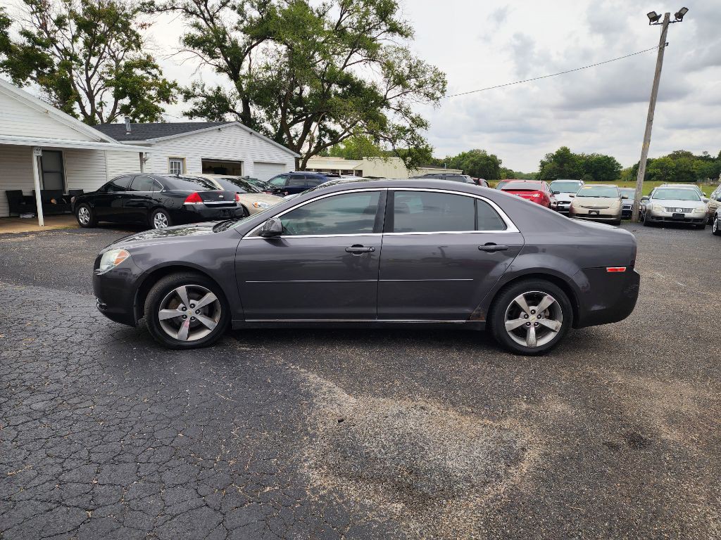 2011 Chevrolet Malibu Image 10