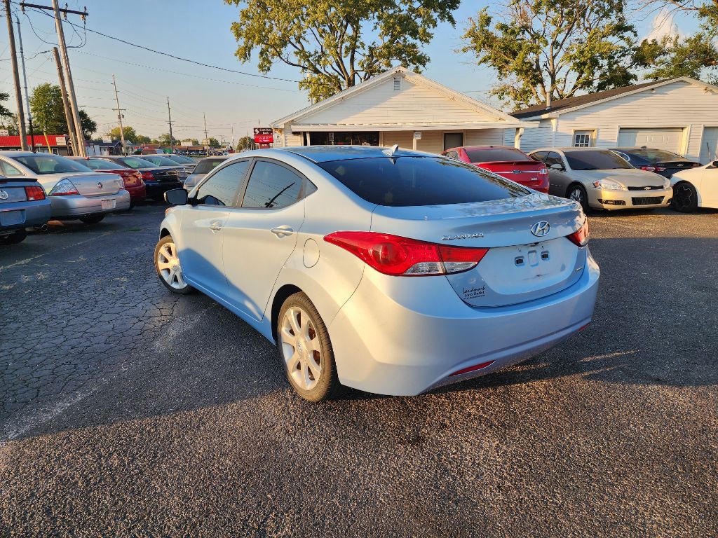 2011 Hyundai Elantra Image 7