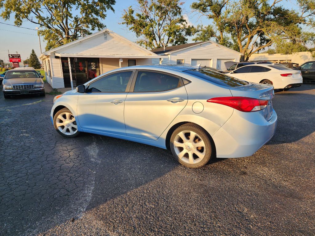 2011 Hyundai Elantra Image 8