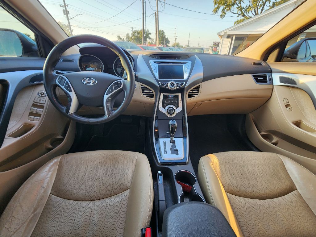2011 Hyundai Elantra Image 13