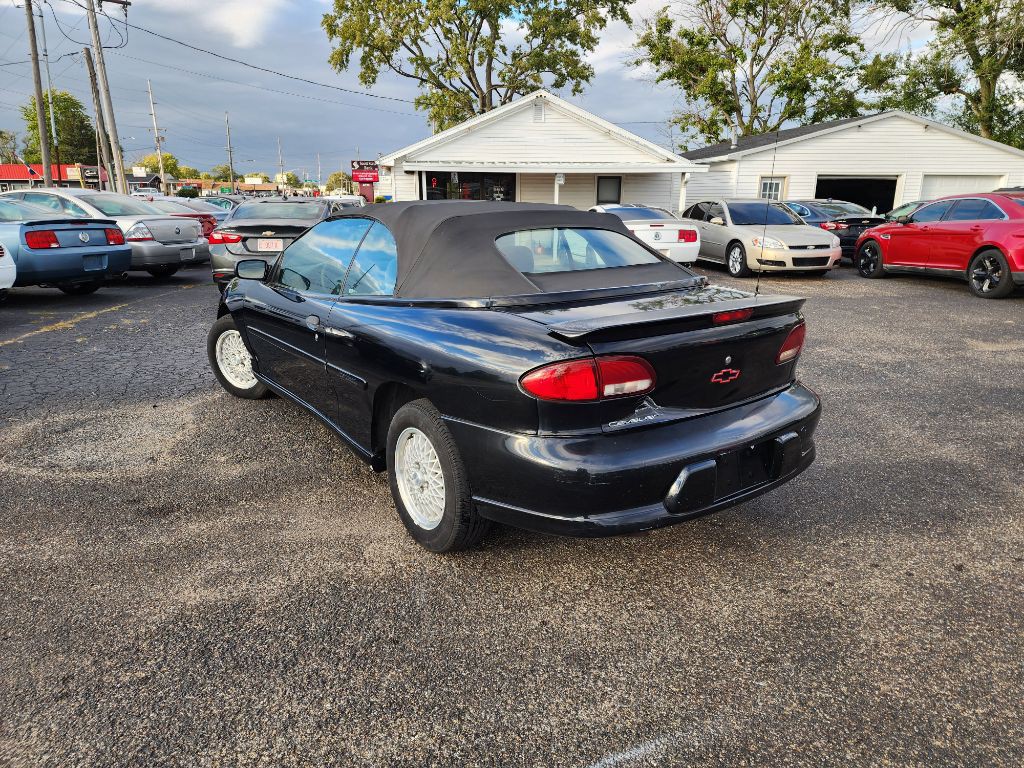 1999 Chevrolet Cavalier Image 7