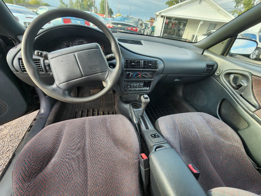 1999 Chevrolet Cavalier Image 14