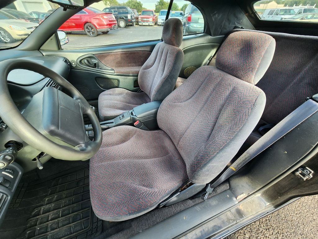 1999 Chevrolet Cavalier Image 15