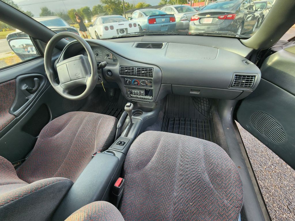 1999 Chevrolet Cavalier Image 16