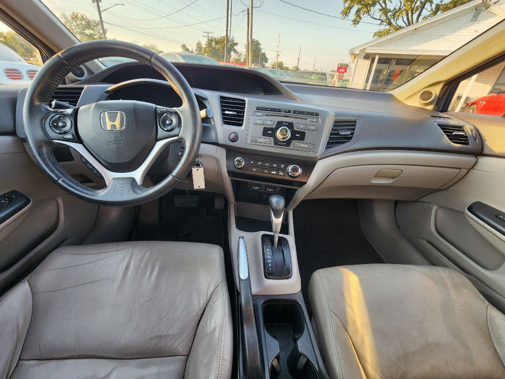 2012 Honda Civic Image 12