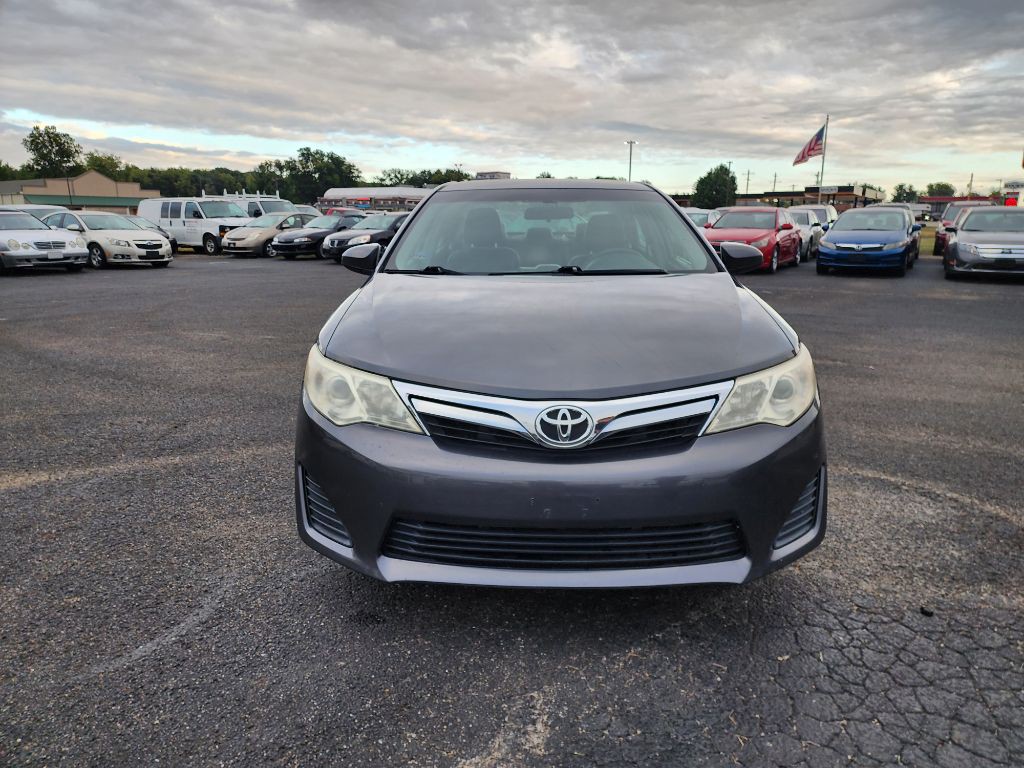 2012 Toyota Camry Image 11