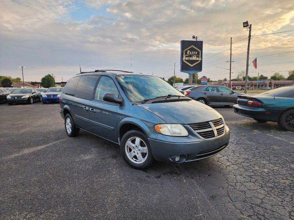2007 Dodge Grand Caravan Image 1