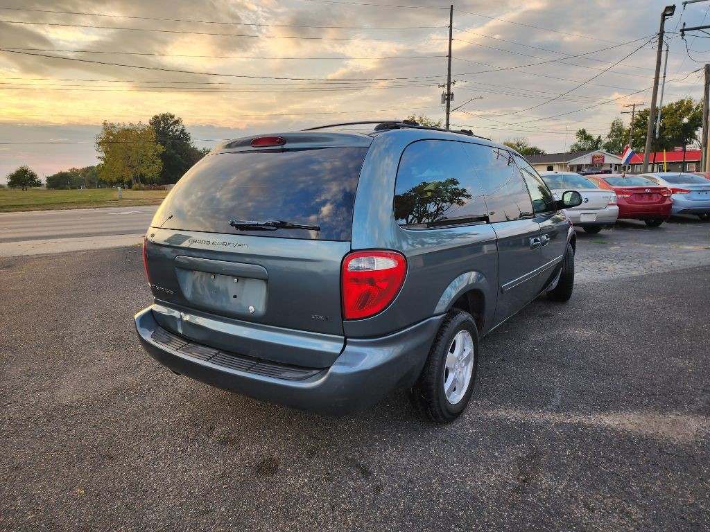 2007 Dodge Grand Caravan Image 5