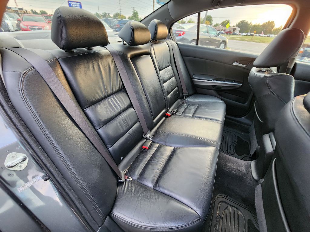 2009 Honda Accord Image 19