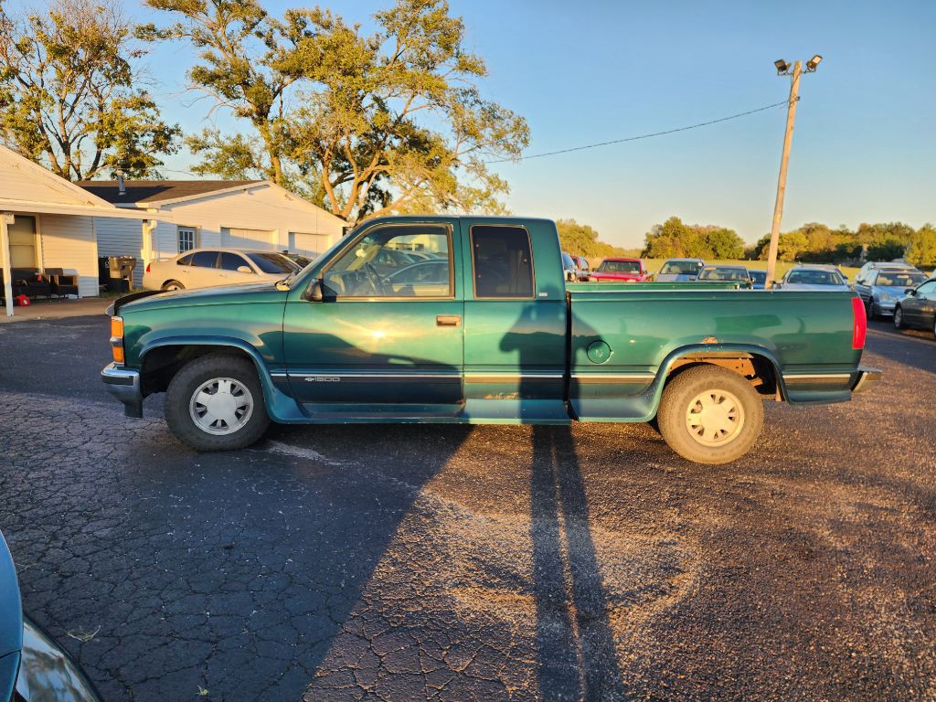 1997 Chevrolet C/K Image 9