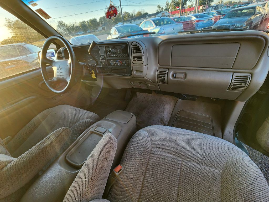 1997 Chevrolet C/K Image 14