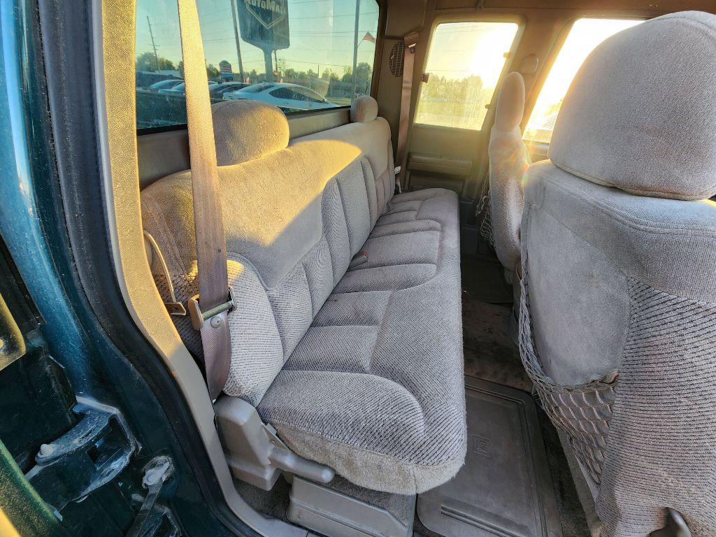 1997 Chevrolet C/K Image 17