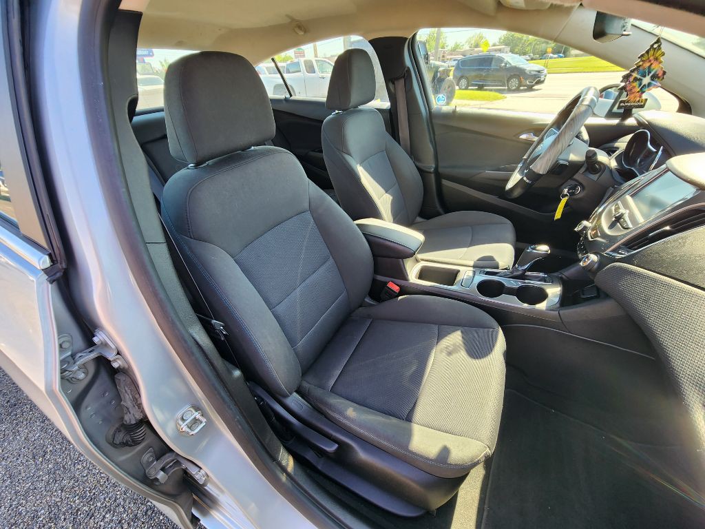 2017 Chevrolet Cruze Image 15