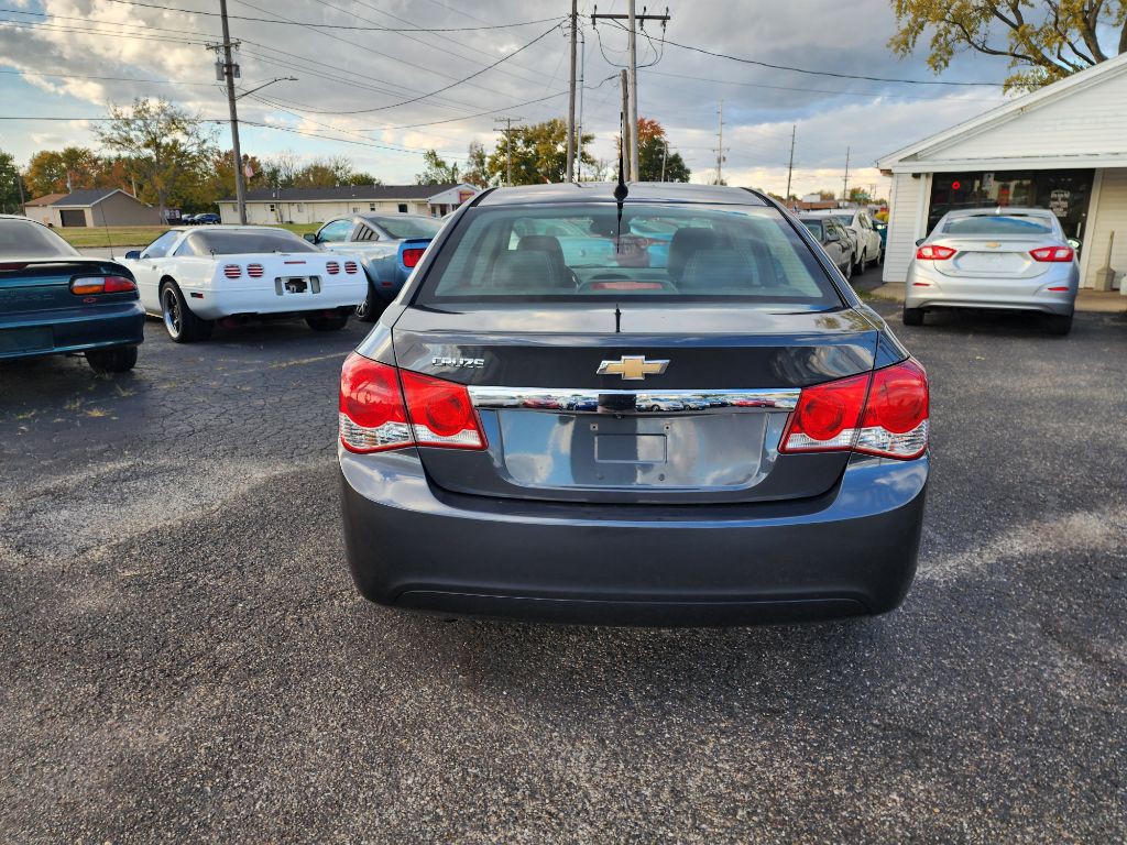 2013 Chevrolet Cruze Image 6