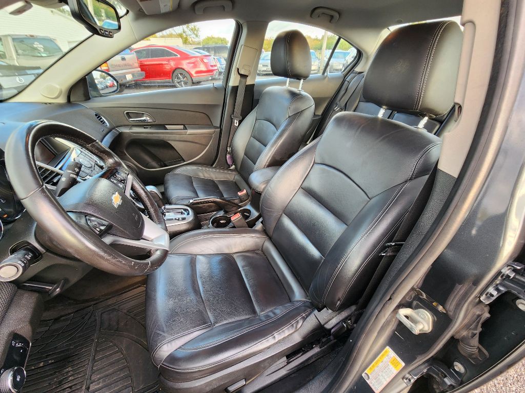 2013 Chevrolet Cruze Image 14