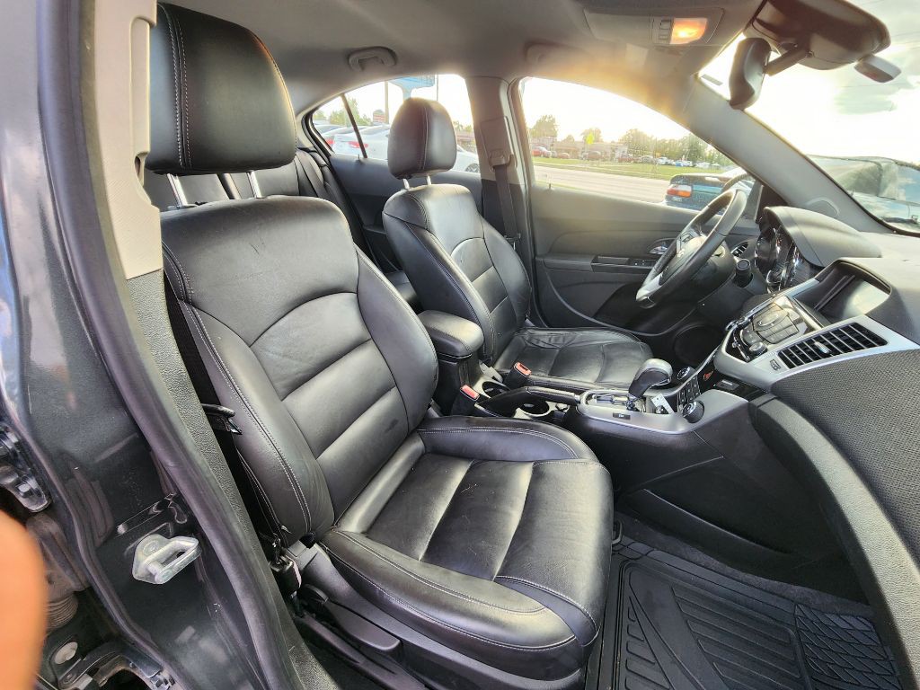 2013 Chevrolet Cruze Image 15