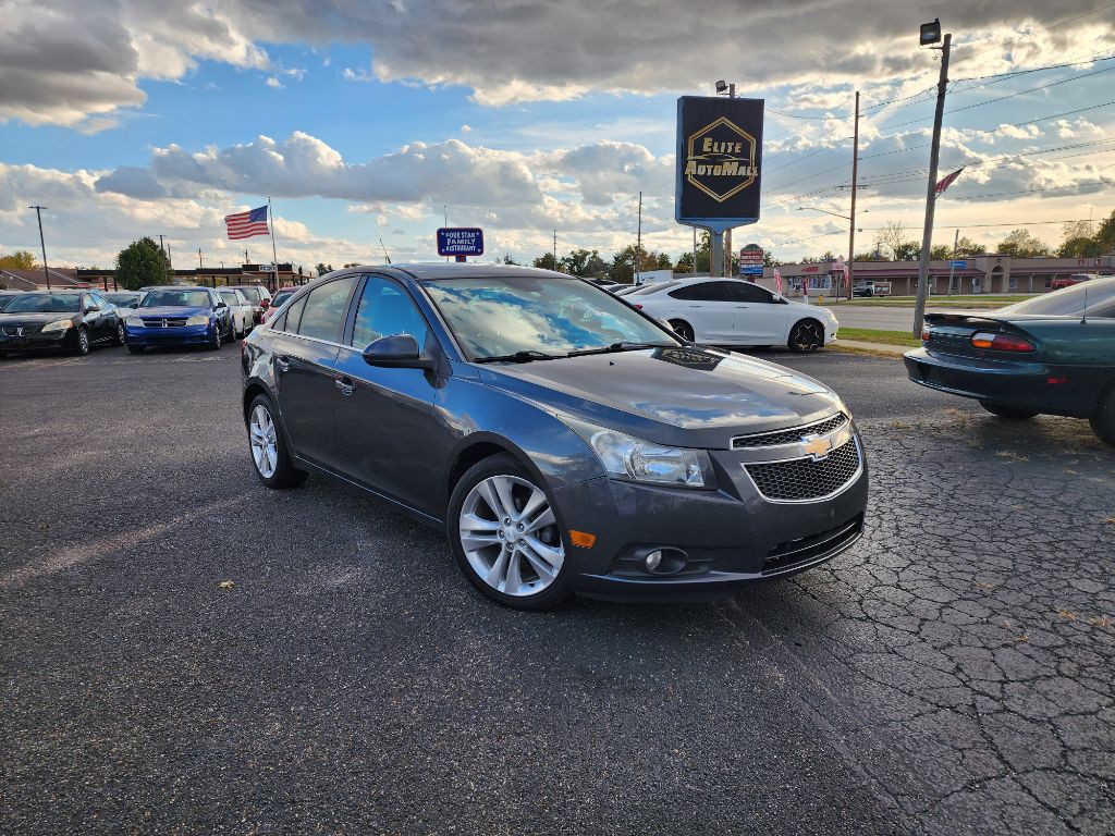 2013 Chevrolet Cruze Image 1
